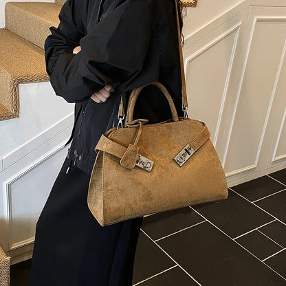 Bolsa Évory Tote em Camurça Premium